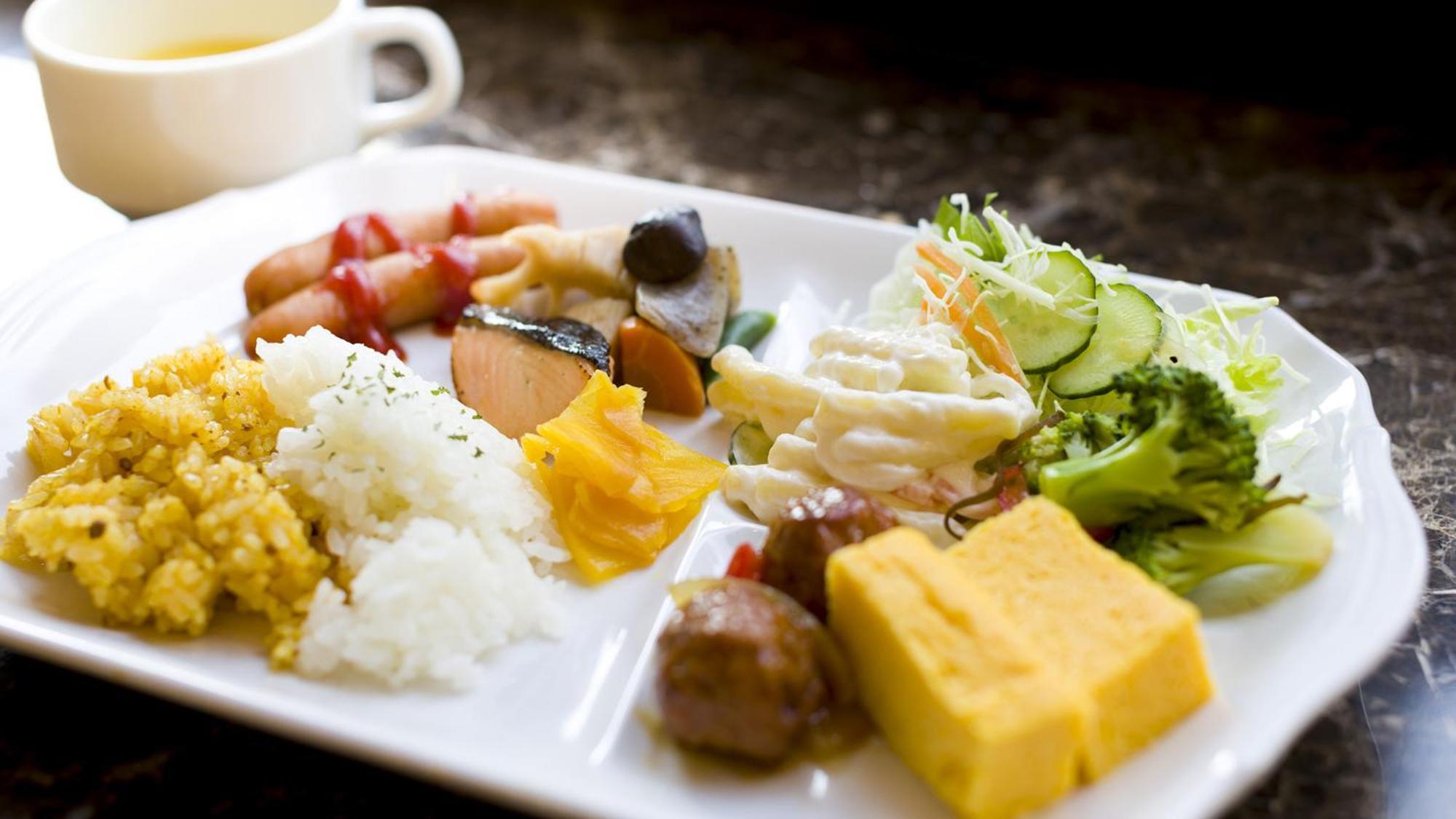 Toyoko Inn Okinawa Naha Kokusai-Dori Miebashi-Eki Екстер'єр фото